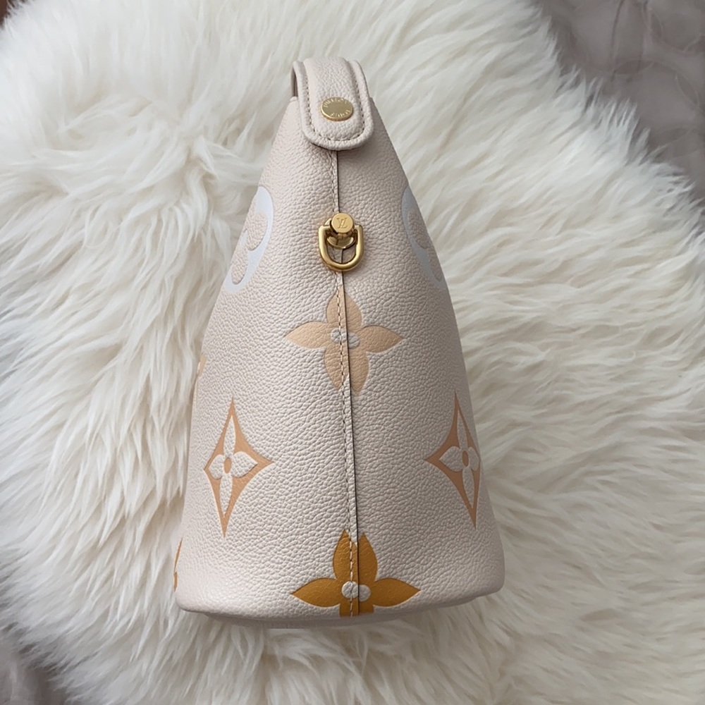 Louis Vuitton marshmallow handbag 🇫🇷 - Picture 3 of 14
